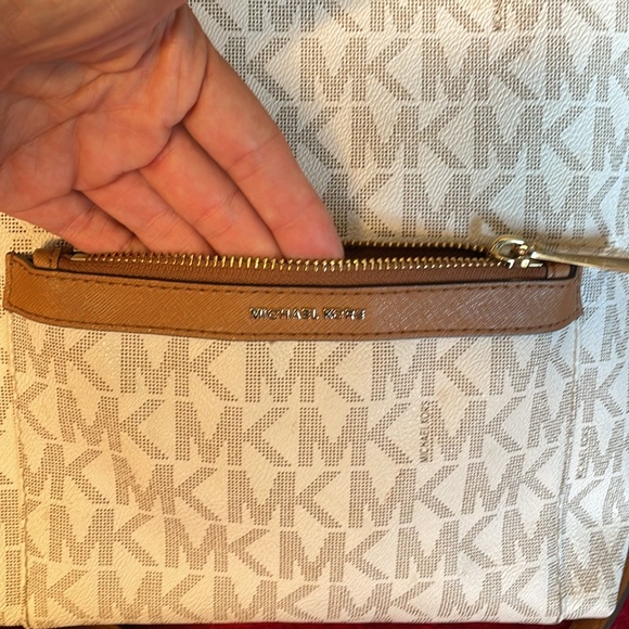MICHAEL KORS SIGNATURE MK MEDIUM SIZE MORGAN MESSENGER CROSSBODY BAG VANILLA - Picture 5 of 12